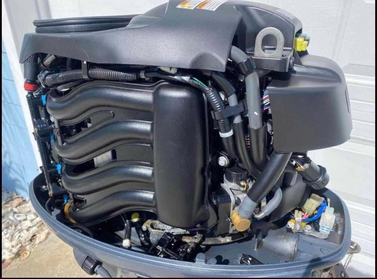 Yamaha Outboard Engine